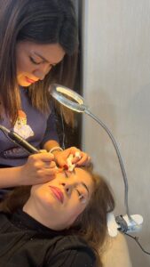 مركز تخصصي پاك كردن تاتو ابرو در کرج